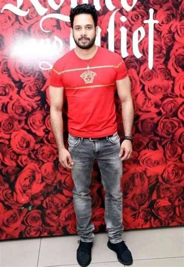 Bharath Reddy - Net Worth, Age, Height, Birthday, Bio, Wiki!