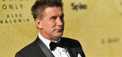 Billy Baldwin Net Worth, Age, Height, Bio, Birthday, Wiki!