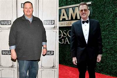Billy Gardell Net Worth, Age, Height, Bio, Birthday, Wiki!