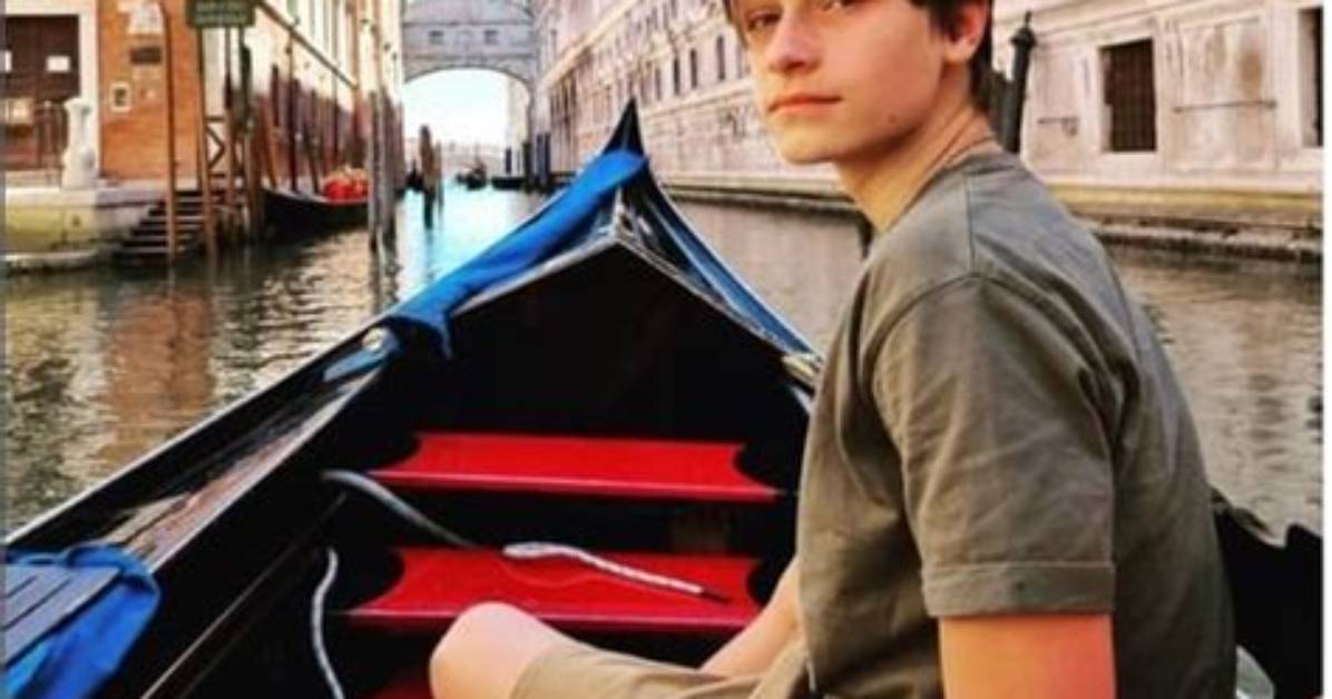 Black Gryph0N Net Worth, Age, Height, Bio, Birthday, Wiki!