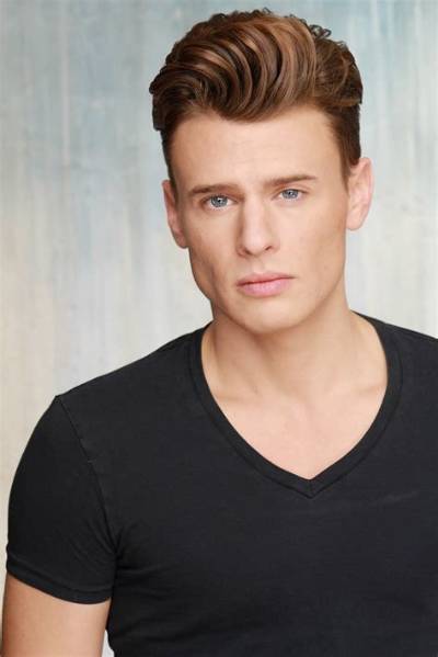 Blake Mciver Ewing Net Worth, Age, Height, Bio, Birthday, Wiki!