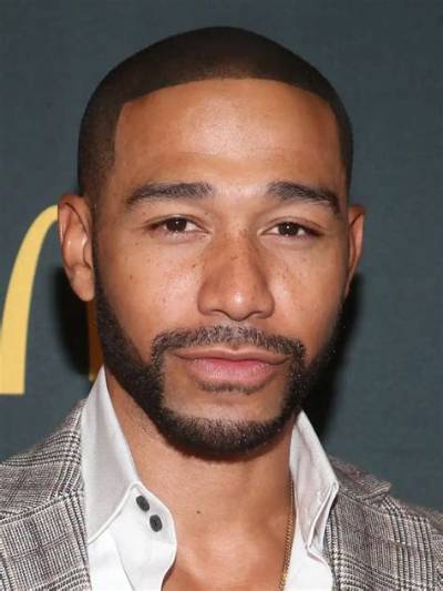 Blue Kimble Net Worth, Age, Height, Bio, Birthday, Wiki!