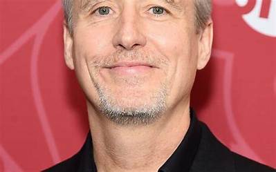Bobby Roache - Net Worth, Age, Height, Birthday, Bio, Wiki!