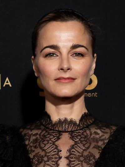 Bojana Novakovic - Net Worth, Age, Height, Birthday, Bio, Wiki!