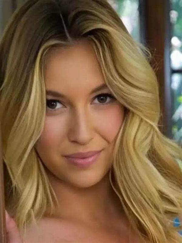 Bonny Hicks Net Worth, Age, Height, Bio, Birthday, Wiki!