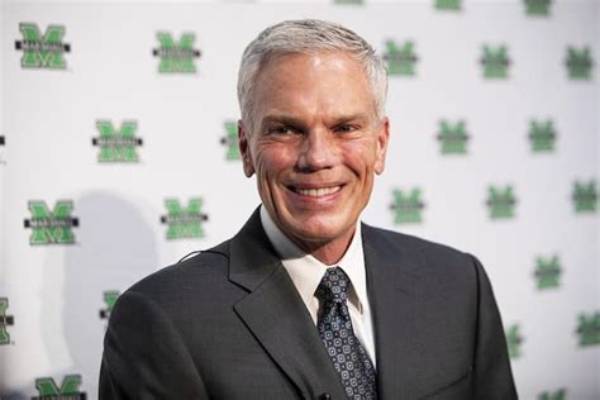 Brad Smith Net Worth 2024, Age, Height, Bio, Birthday, Wiki!