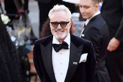 Bradley Whitford Net Worth 2024, Age, Height, Bio, Birthday, Wiki!