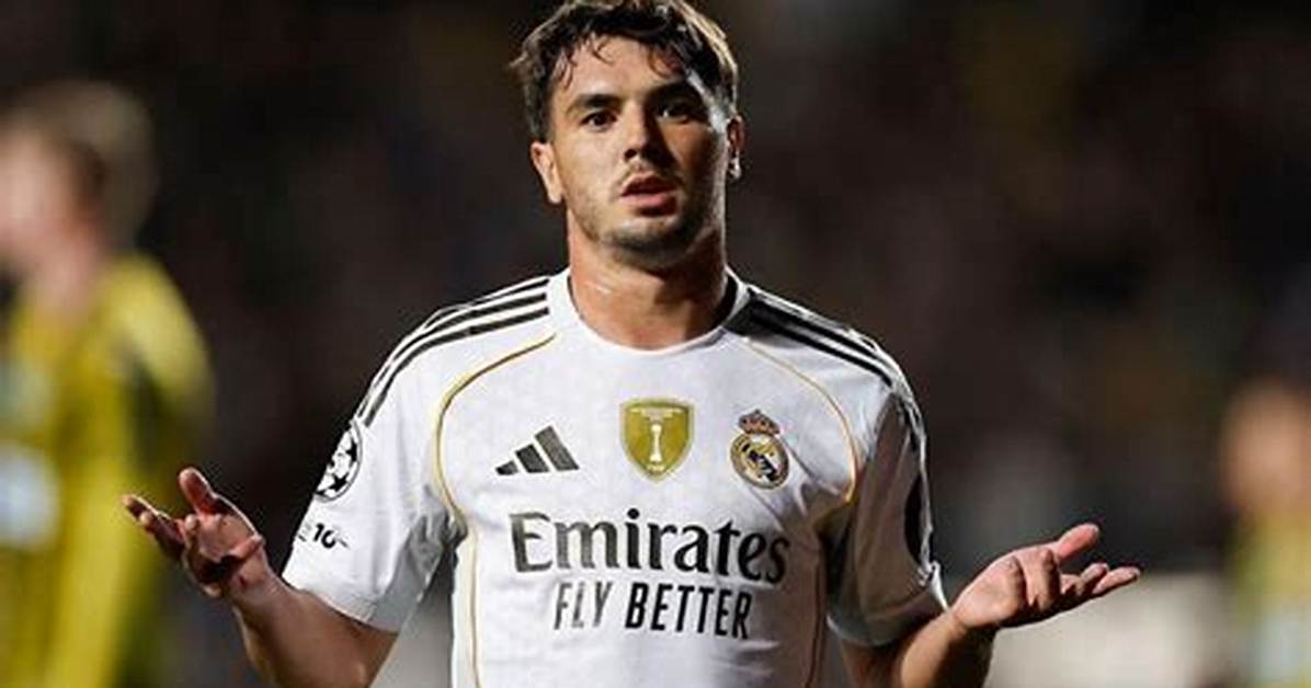 Brahim D%C3%Adaz Net Worth Age Height Birthday 400. Jpg