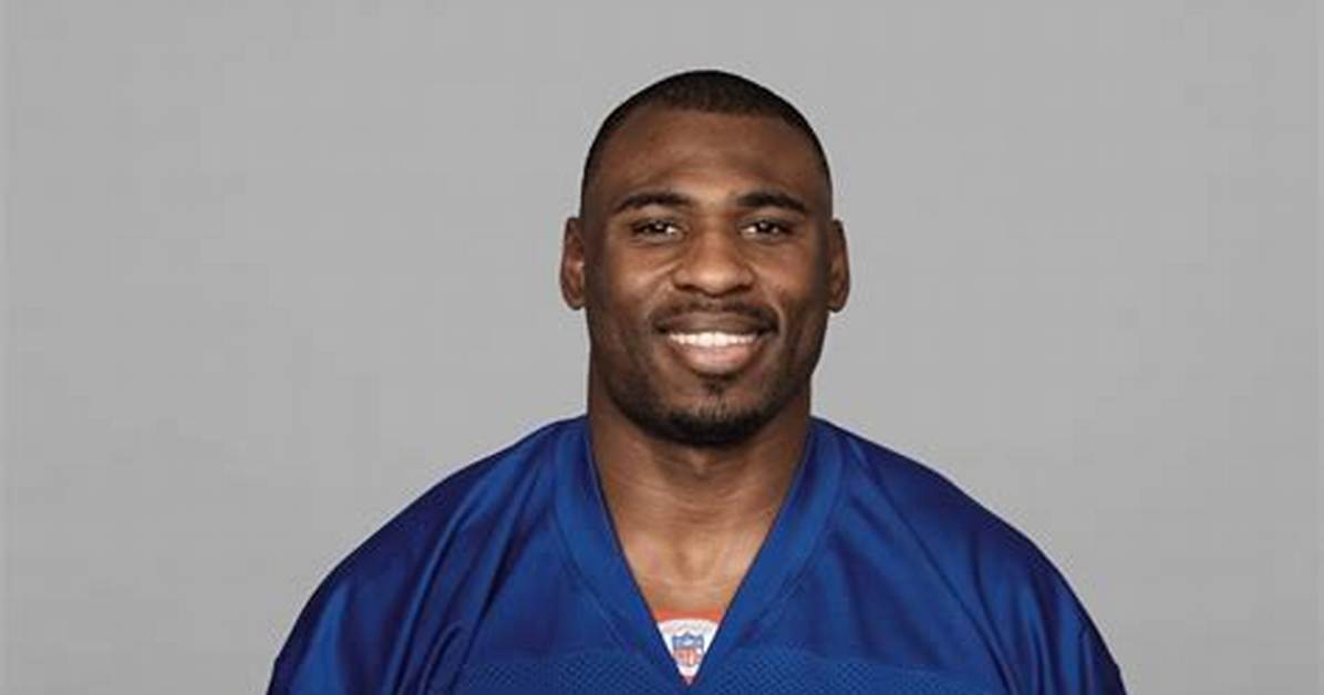 Brandon Jacobs - Net Worth, Age, Height, Birthday, Bio, Wiki!
