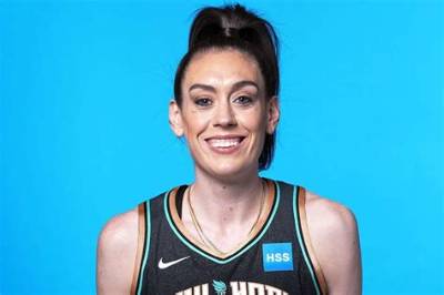 Breanna Stewart Net Worth 2024, Age, Height, Bio, Birthday, Wiki!
