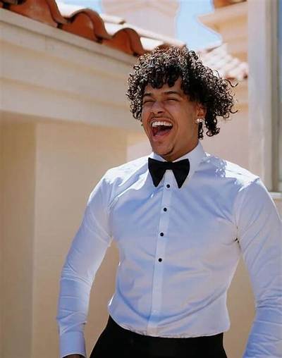 Brendan Galloway Net Worth, Age, Height, Bio, Birthday, Wiki!