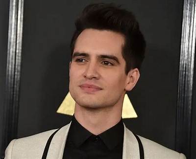 Brendon Urie Net Worth, Age, Height, Bio, Birthday, Wiki!