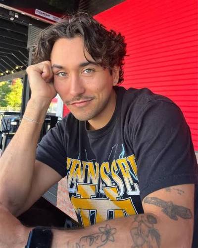 Brennen Taylor Net Worth, Age, Height, Bio, Birthday, Wiki!