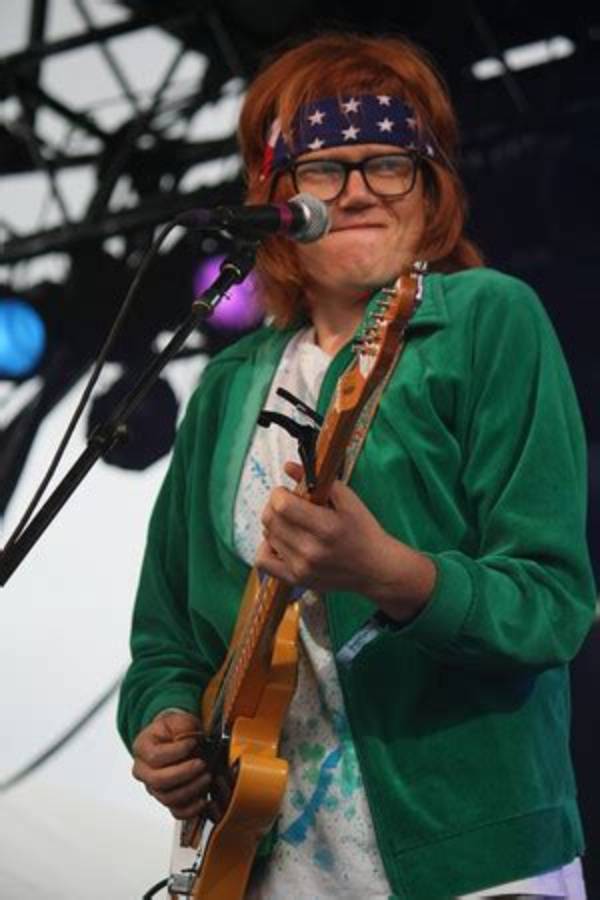 Brett Dennen Net Worth, Age, Height, Bio, Birthday, Wiki!