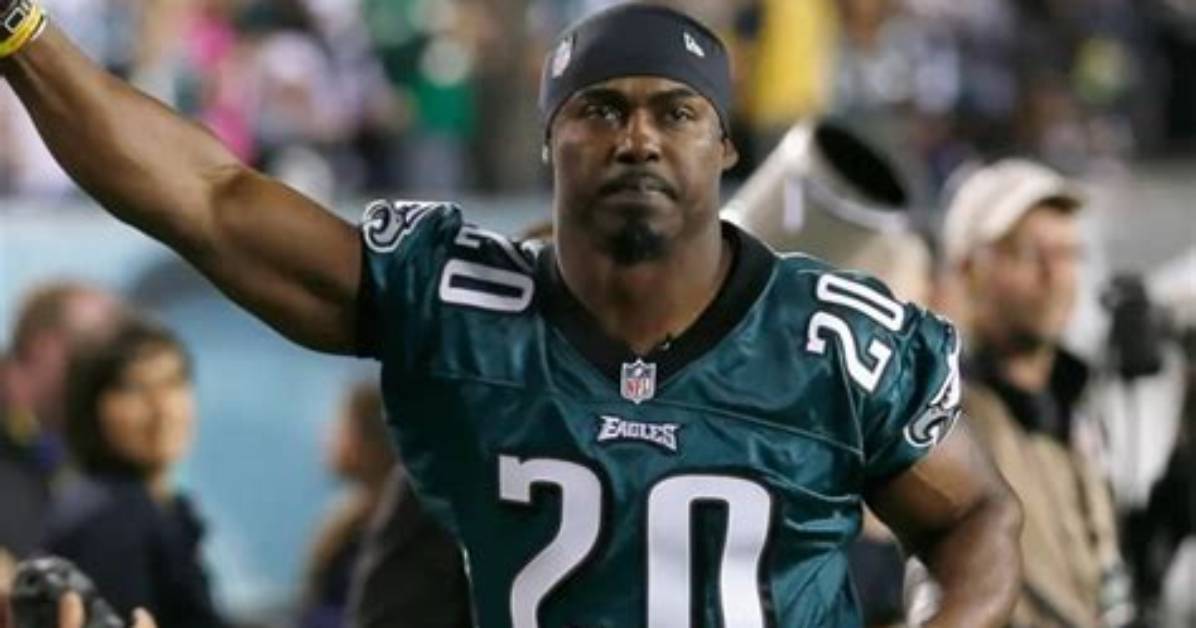 Brian Dawkins Net Worth 2024, Age, Height, Bio, Birthday, Wiki!