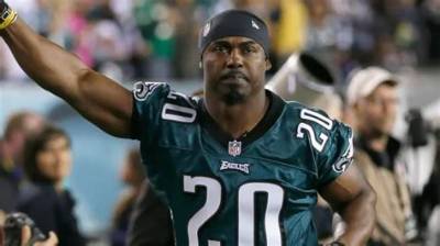 Brian Dawkins Net Worth 2024, Age, Height, Bio, Birthday, Wiki!