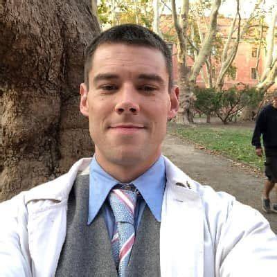 Brian J Smith - Net Worth, Age, Height, Birthday, Bio, Wiki!