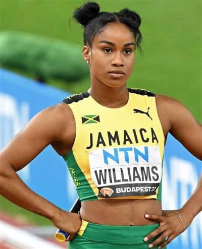 Briana Williams - Net Worth, Age, Height, Birthday, Bio, Wiki!