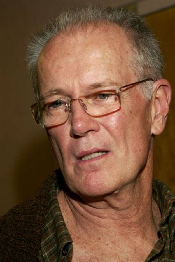 Bruce Gray - Net Worth, Age, Height, Birthday, Bio, Wiki!
