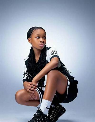 Busisiwe Irvin - Net Worth, Age, Height, Birthday, Bio, Wiki!