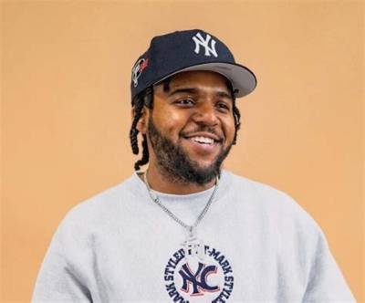 C. J. Wallace Net Worth, Age, Height, Bio, Birthday, Wiki!