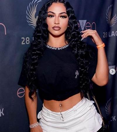 Caitlyn Jaye - Net Worth, Age, Height, Birthday, Bio, Wiki!