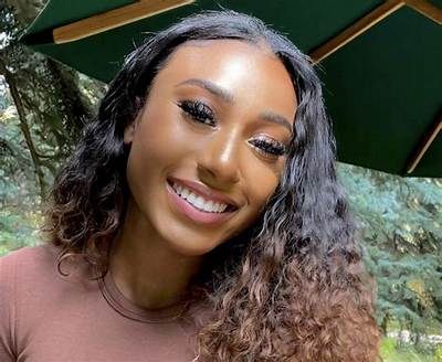 Cali Noelle - Net Worth, Age, Height, Birthday, Bio, Wiki!
