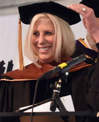 Callie Khouri Net Worth 2024, Age, Height, Bio, Birthday, Wiki!