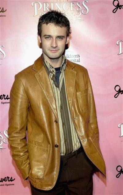 Callum Blue - Net Worth, Age, Height, Birthday, Bio, Wiki!