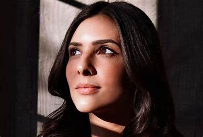 Camila Banus Net Worth, Age, Height, Bio, Birthday, Wiki!