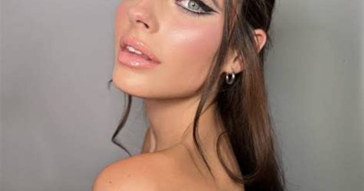 Candela Gallo - Net Worth, Age, Height, Birthday, Bio, Wiki!