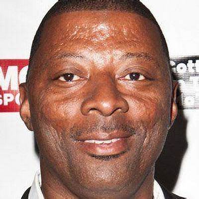 Carl Banks Net Worth, Age, Height, Bio, Birthday, Wiki!