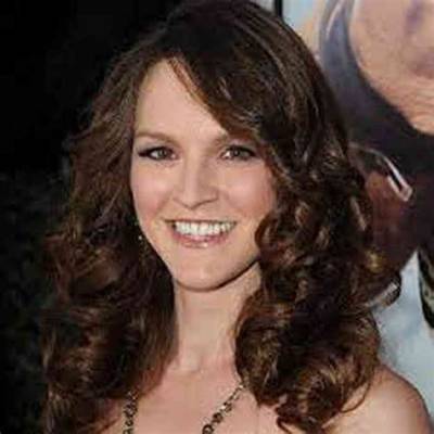 Carla Gallo Net Worth, Age, Height, Bio, Birthday, Wiki!