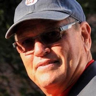 Carlton Fisk Net Worth, Age, Height, Bio, Birthday, Wiki!