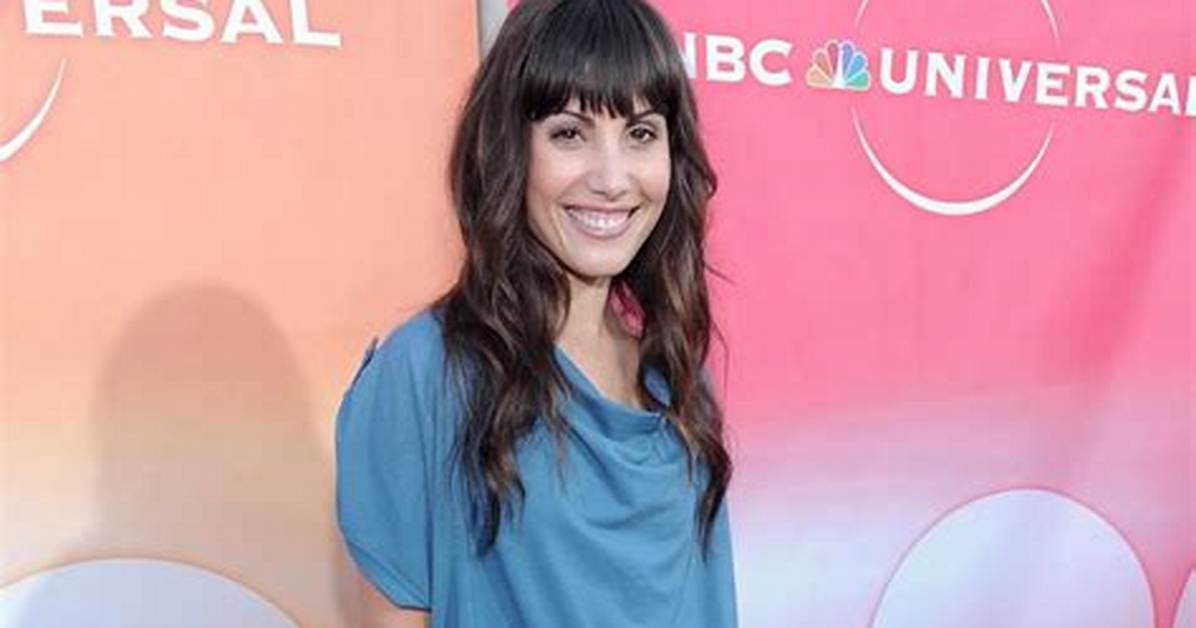 Carly Piper - Net Worth, Age, Height, Birthday, Bio, Wiki!