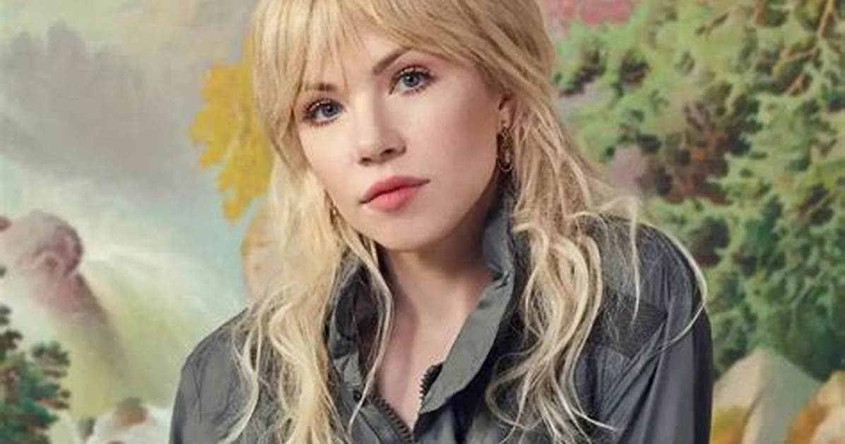 Carly Rae Jepsen Net Worth, Age, Height, Bio, Birthday, Wiki!