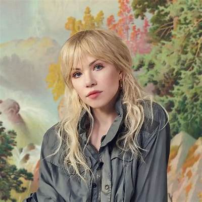 Carly Rae Jepsen Net Worth, Age, Height, Bio, Birthday, Wiki!
