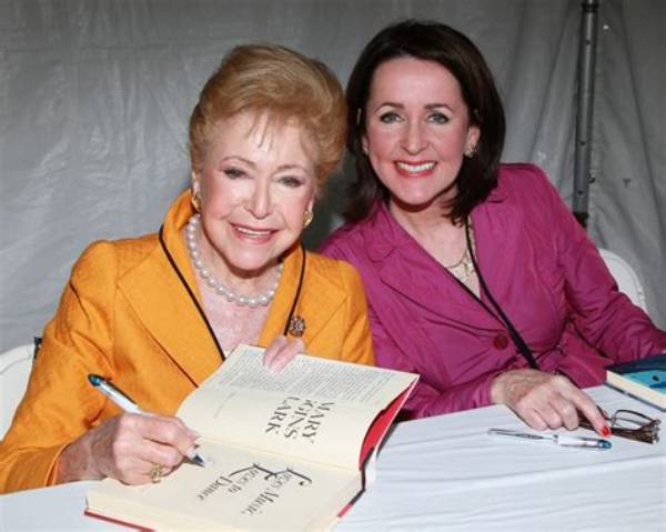 Carol Higgins Clark Net Worth, Age, Height, Bio, Birthday, Wiki!