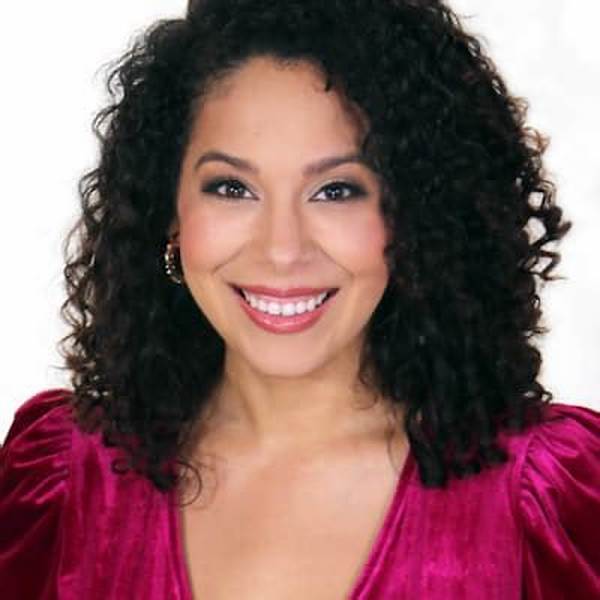 Carolina Sanchez Net Worth, Age, Height, Bio, Birthday, Wiki!