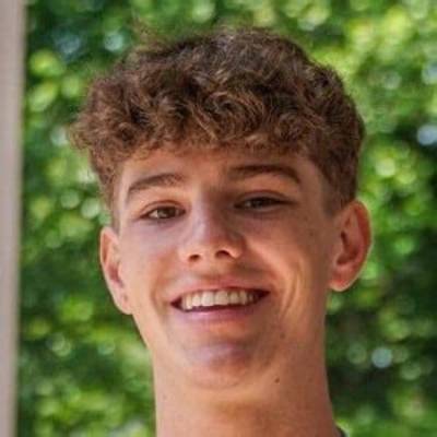 Casey Kelly Net Worth 2024, Age, Height, Bio, Birthday, Wiki!