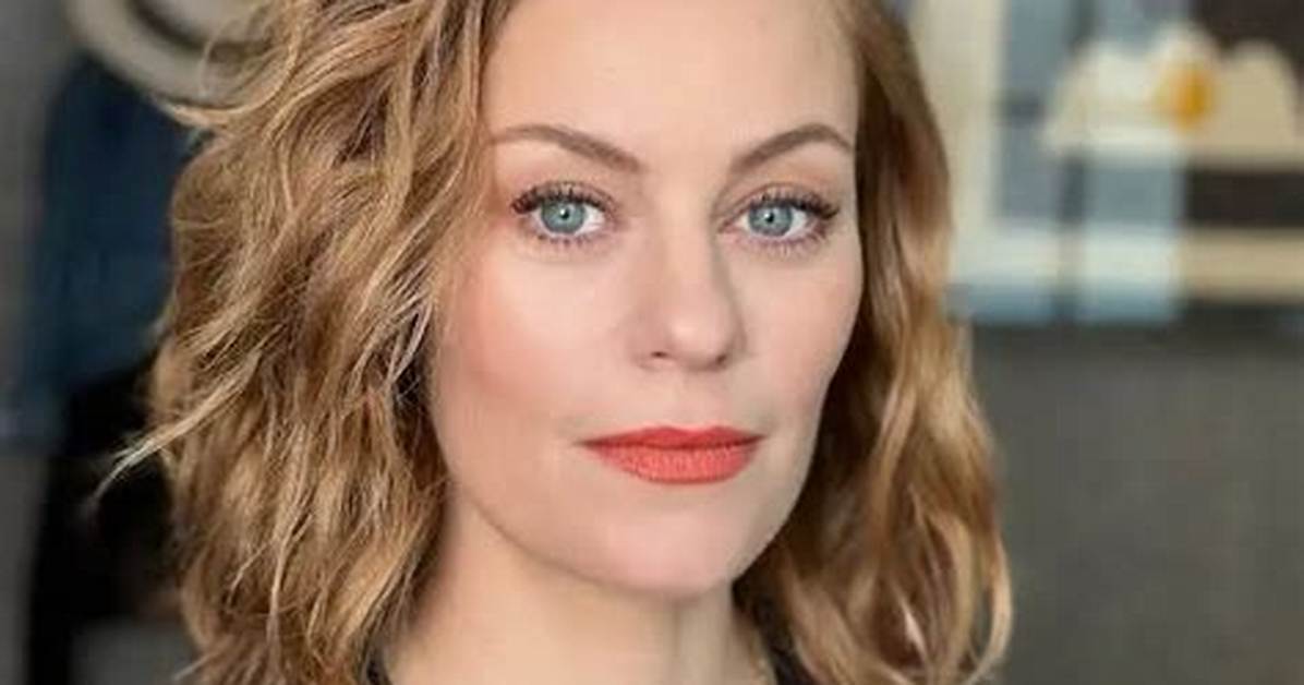 Cassidy Freeman Net Worth, Age, Height, Bio, Birthday, Wiki!