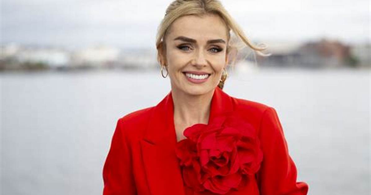 Catherine Jenkins - Net Worth, Age, Height, Birthday, Bio, Wiki!