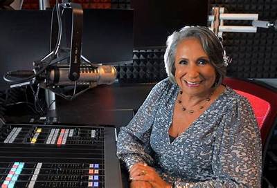 Cathy Hughes Net Worth, Age, Height, Bio, Birthday, Wiki!