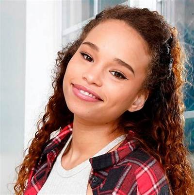 Cecilia Malan - Net Worth, Age, Height, Birthday, Bio, Wiki!