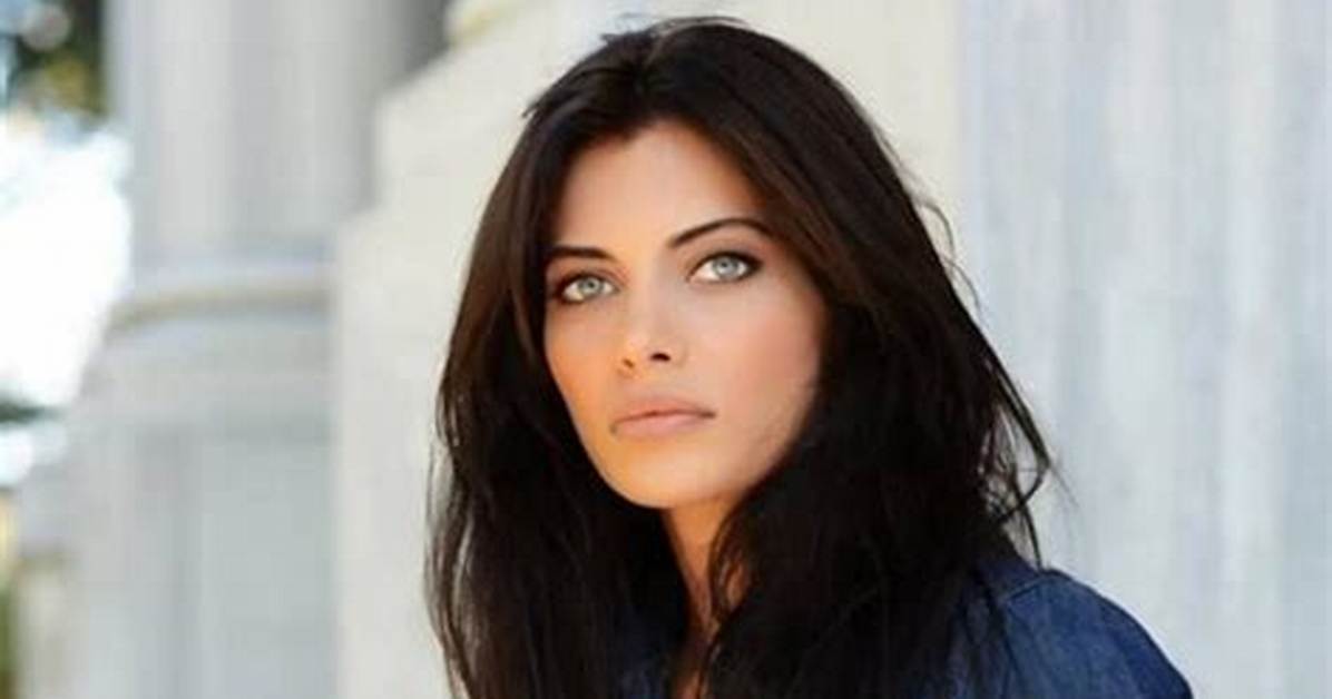 Ceren Hindistan - Net Worth, Age, Height, Birthday, Bio, Wiki!