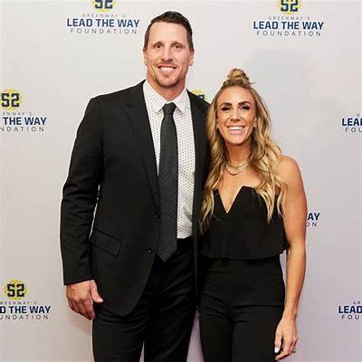 Chad Greenway Net Worth, Age, Height, Bio, Birthday, Wiki!