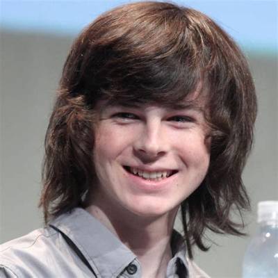 Chandler Riggs Net Worth, Age, Height, Bio, Birthday, Wiki!