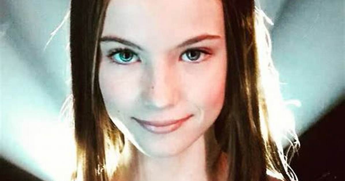 Charlotte Summers Net Worth, Age, Height, Bio, Birthday, Wiki!