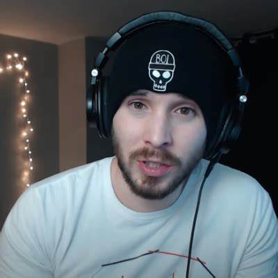 Charmx Net Worth 2024, Age, Height, Bio, Birthday, Wiki!