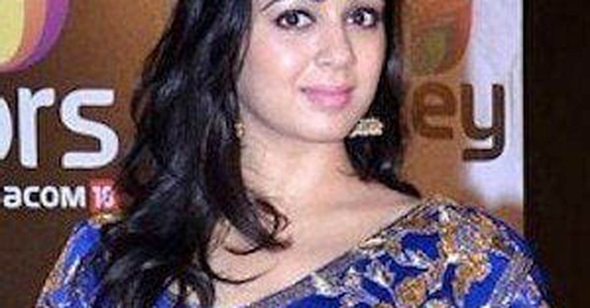Charmy Kaur - Net Worth, Age, Height, Birthday, Bio, Wiki!